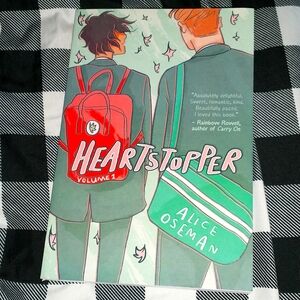 Graphic Novel Heart stopper volume 1 by Alice Oseman new condition